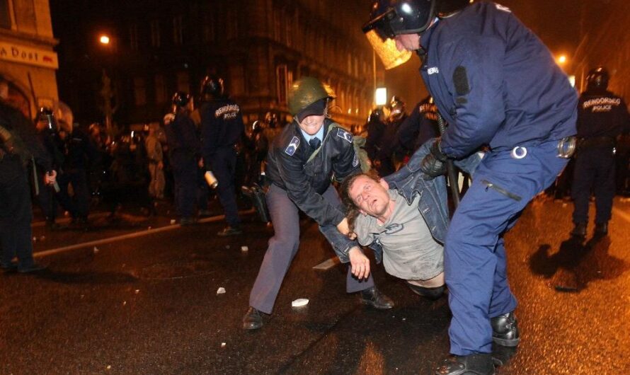 Politikai, bírósági, rendőrségi bűncselekmények 2006-ban (Dokumentumfilm)